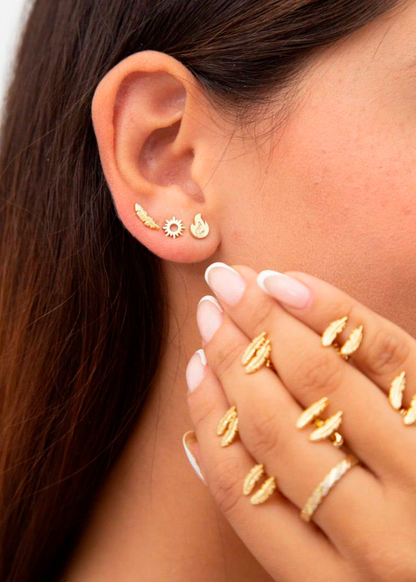 Arete Feather